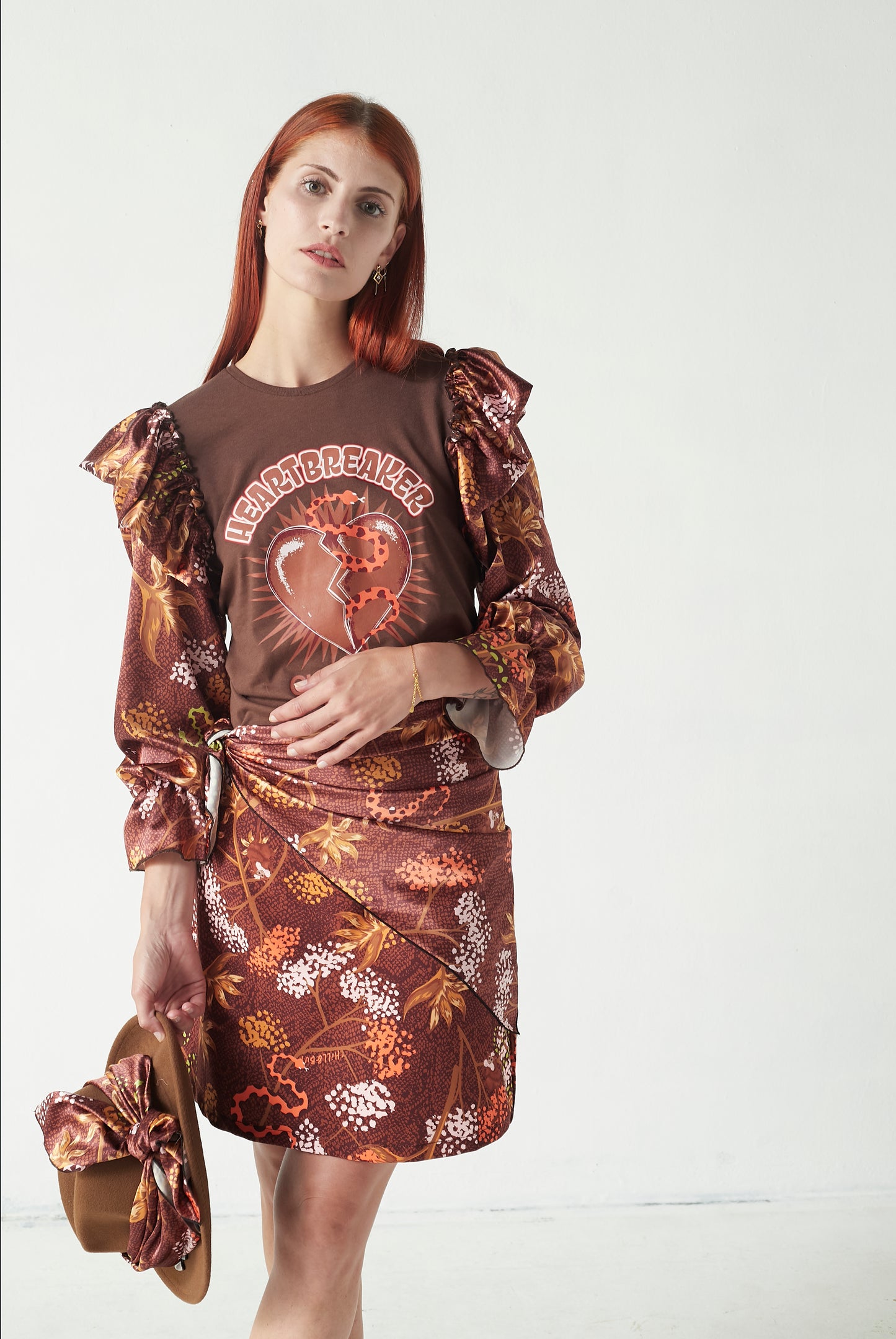 Camiseta Raíz Corazón Snake