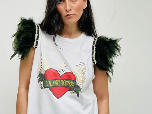 CAMI PLUMASTACHAS CORAZON ALAS ROJO