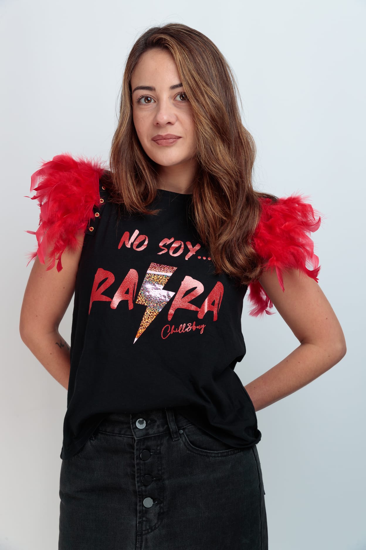 CAMISETA PLUMAS RARA RAYO