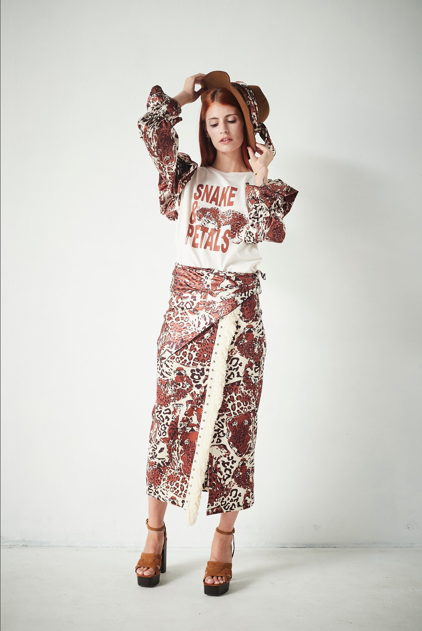 Camiseta Raíz Snake&Petals