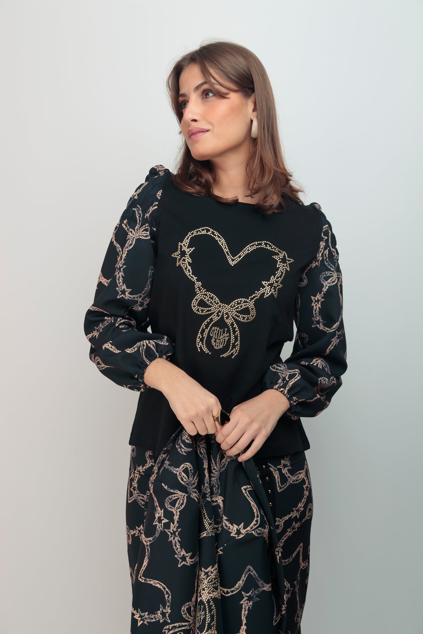 Camiseta Reina Corazón Lazo Strass