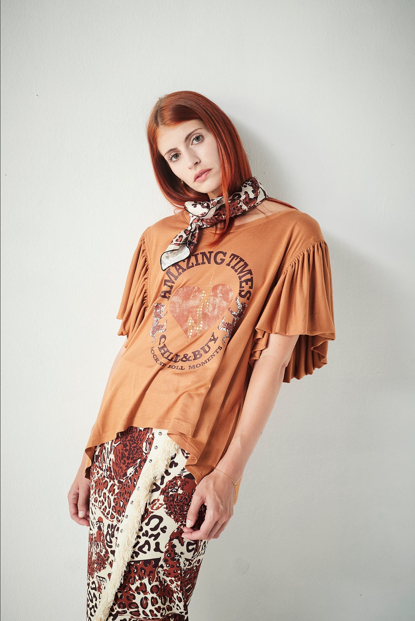 Camiseta Pétalo Amazing Brown