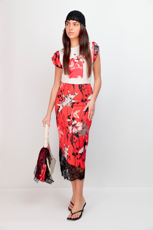 Camiseta Trébol Parche Flower