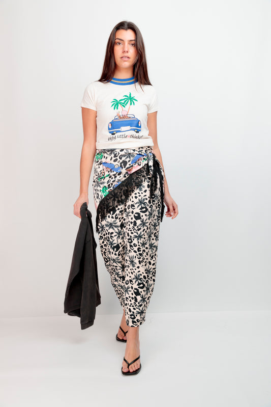T-shirt contrastant pour voiture