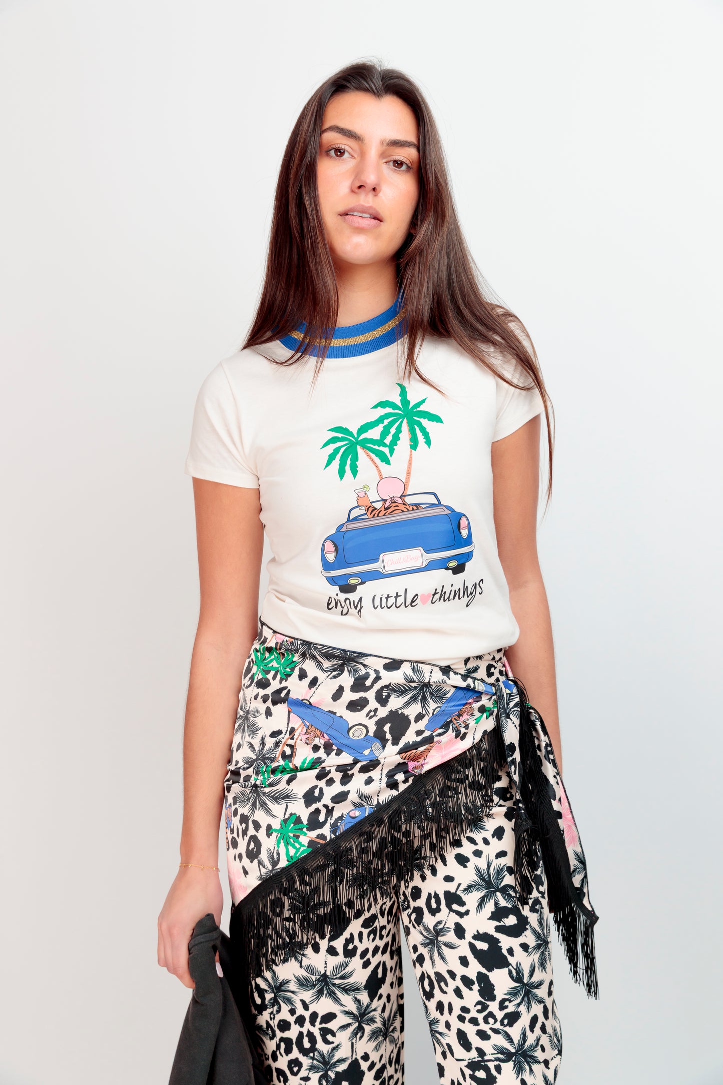 T-shirt contrastant pour voiture