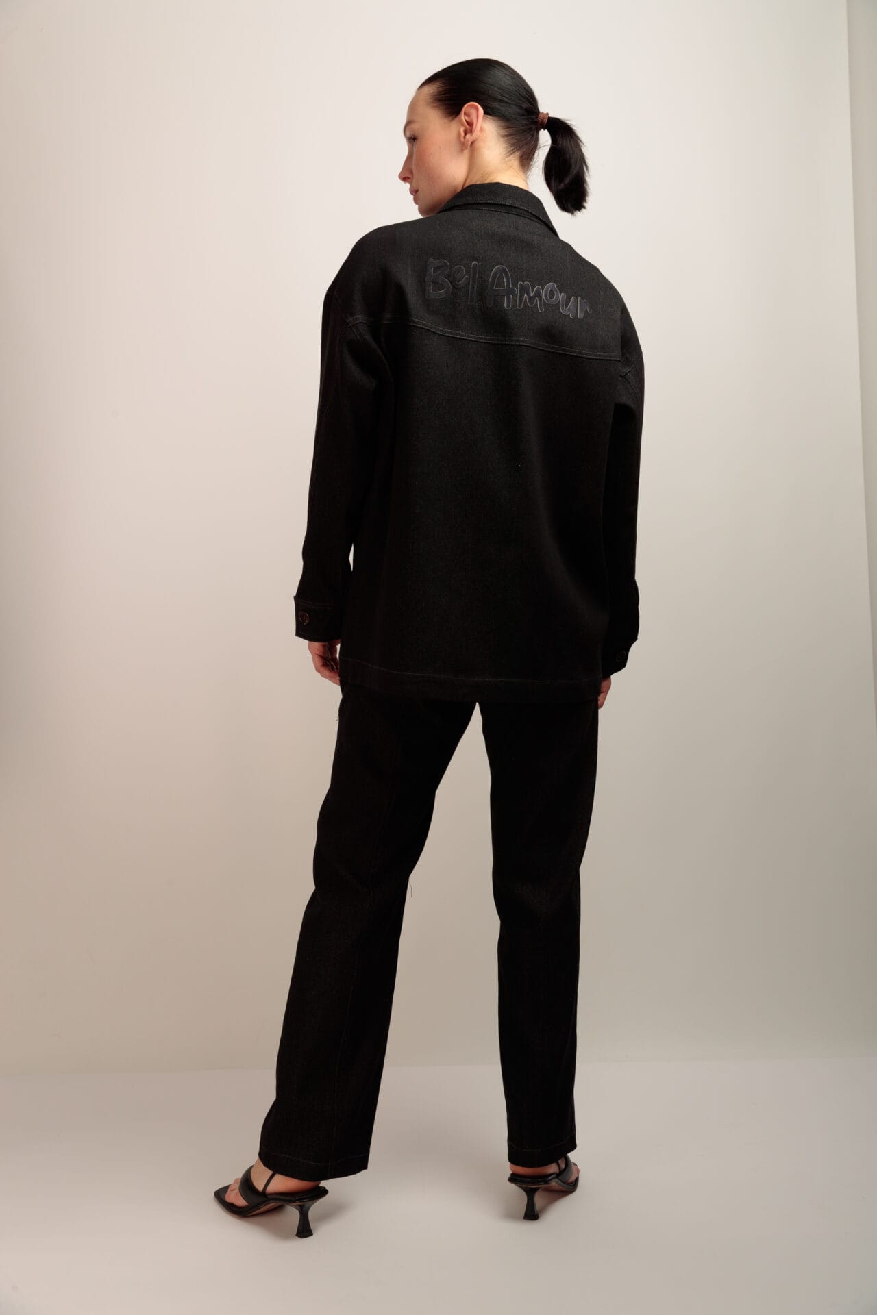 CHAQUETA DENIM NEGRO