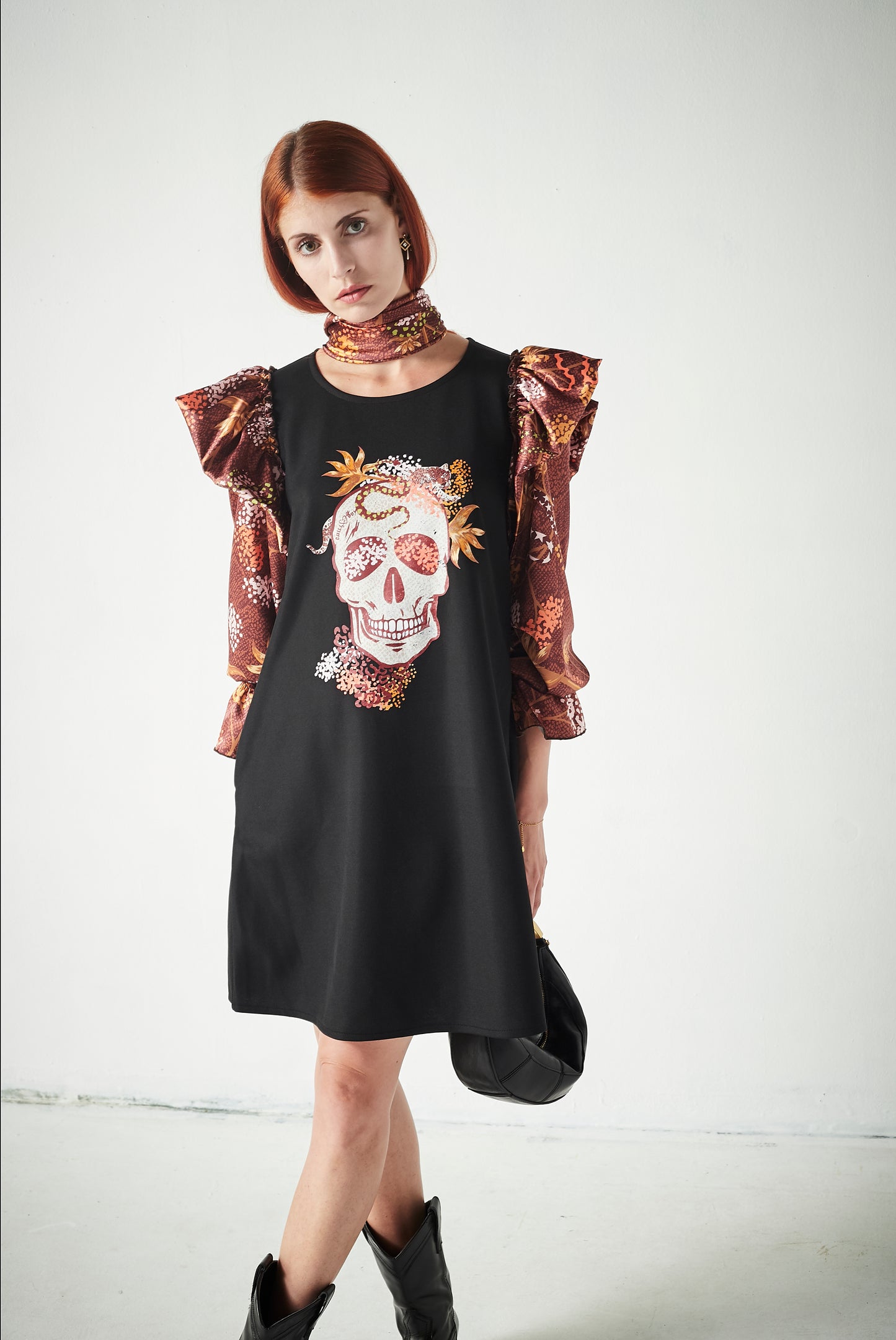 Vestido Raiz Skull Floral