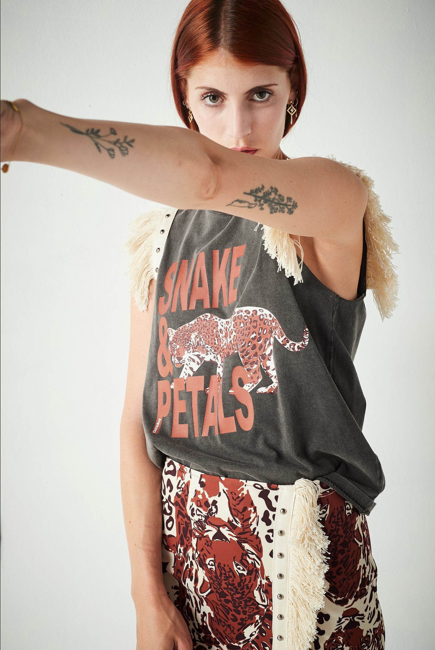 Camiseta Flecos Snake&Petals