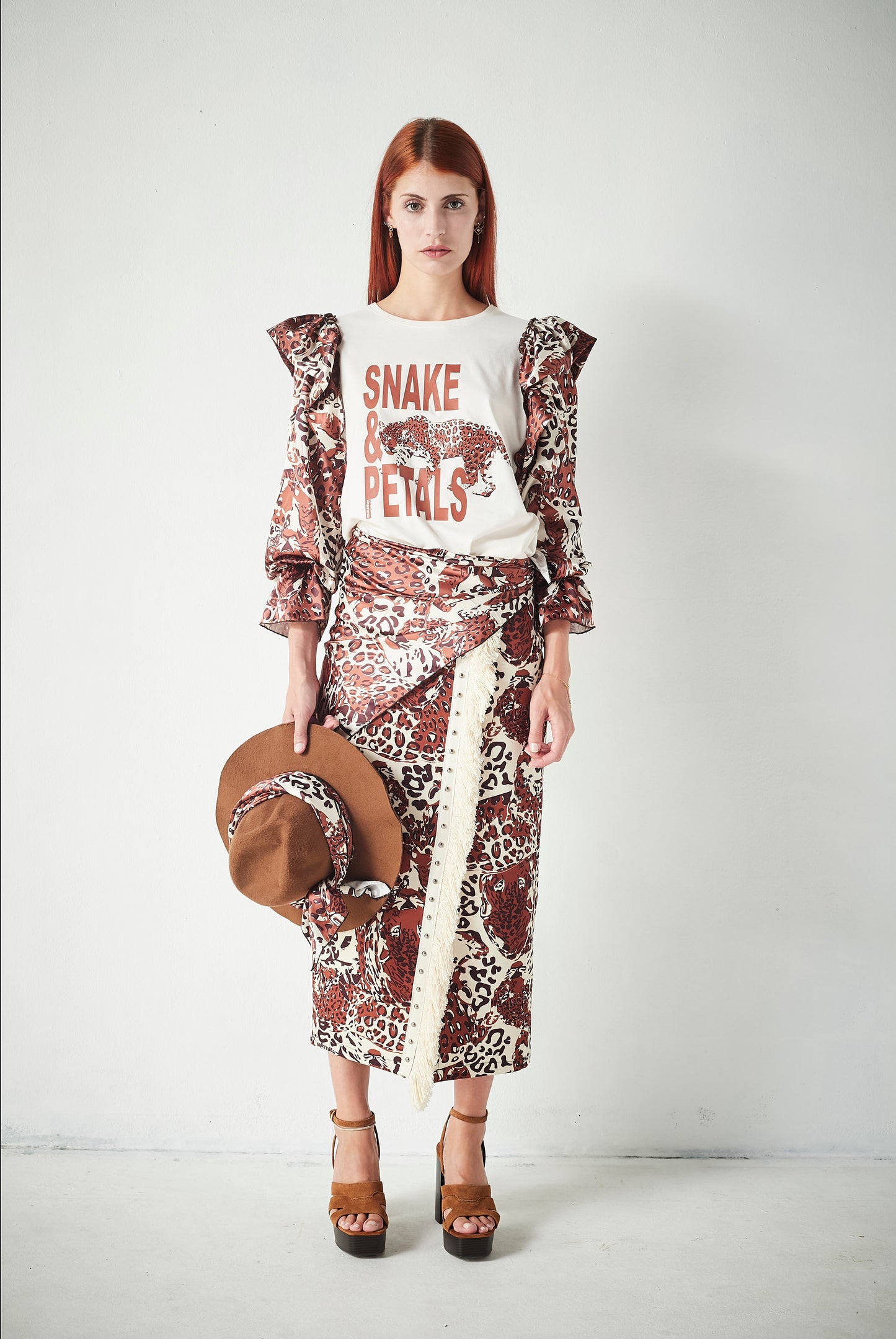 Camiseta Raíz Snake&Petals