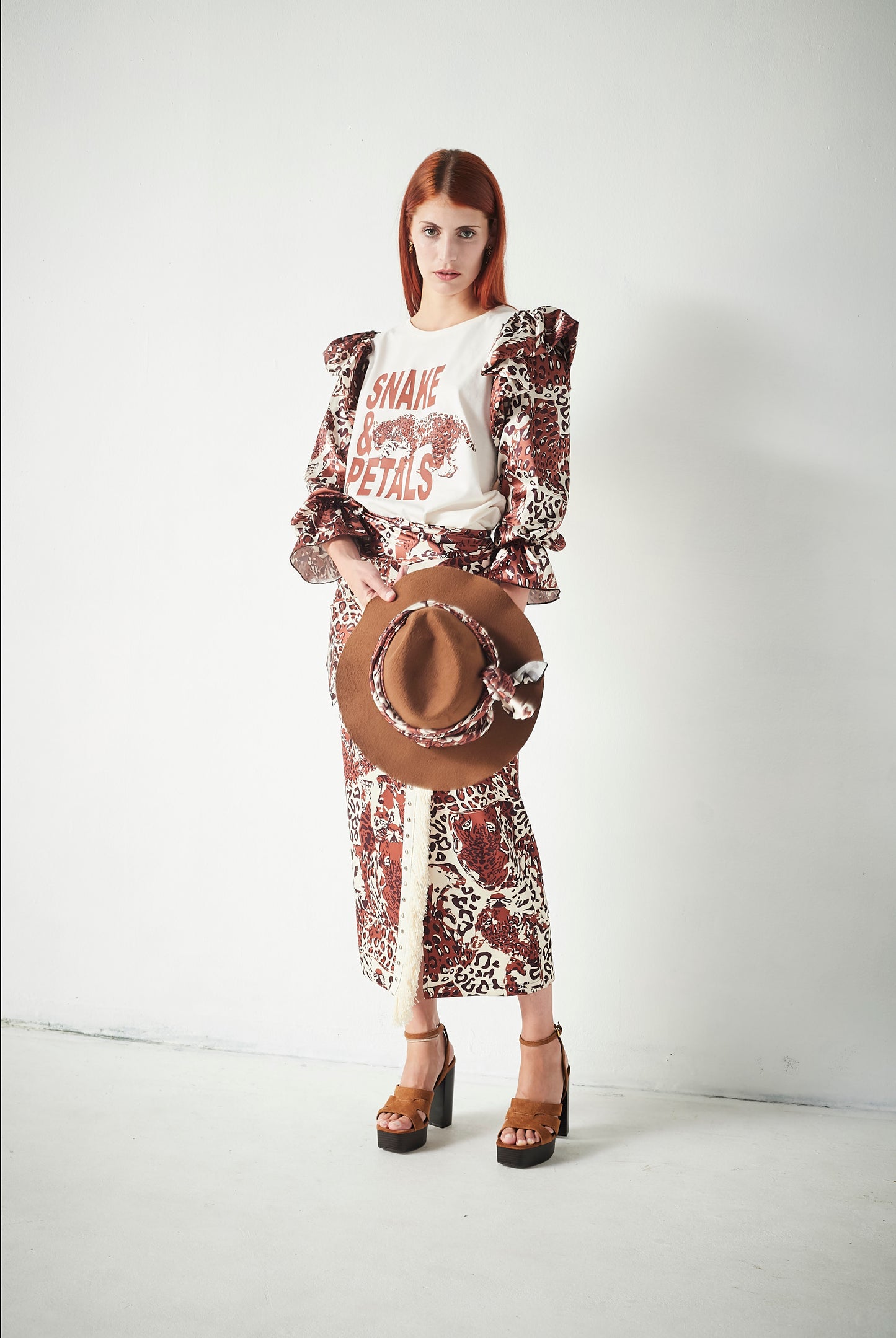 Camiseta Raíz Snake&Petals