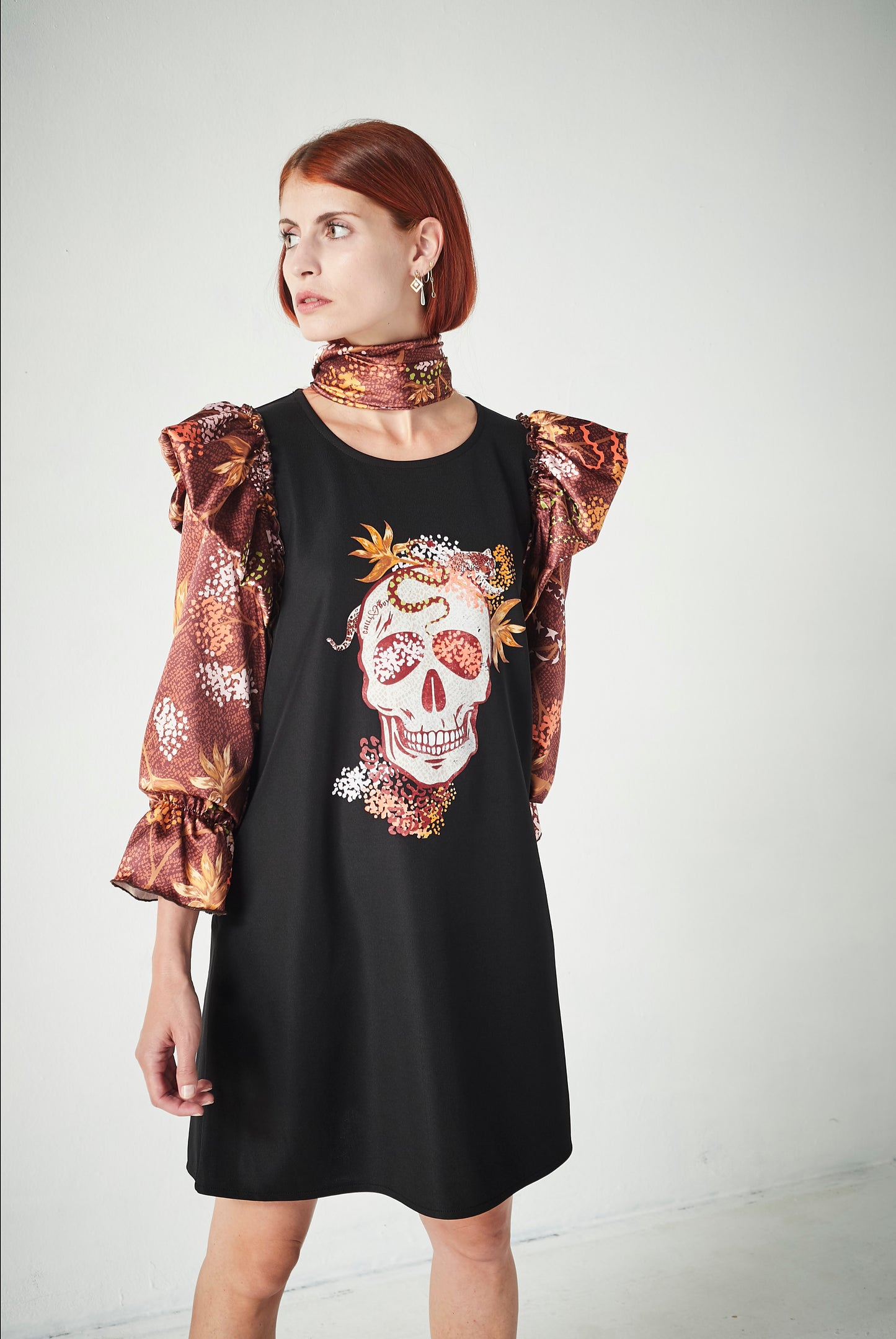 Vestido Raiz Skull Floral
