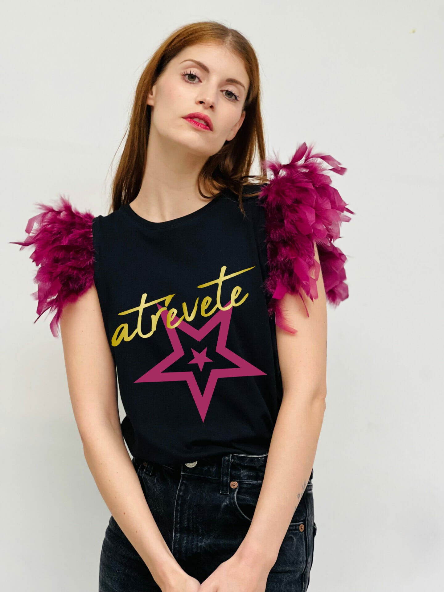 CAMI PLUMAS ATREVETE