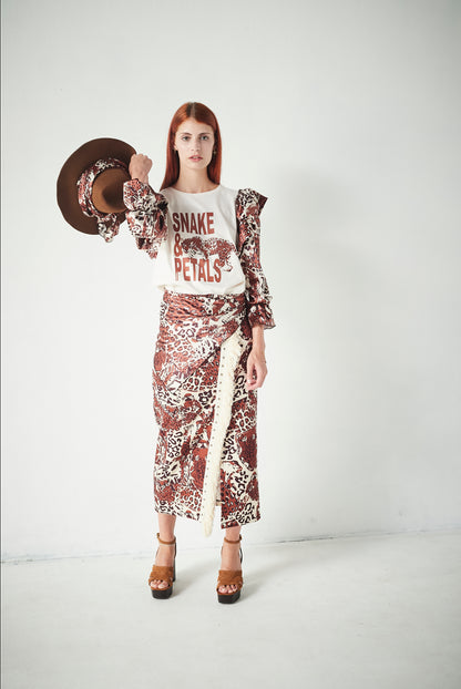 Camiseta Raíz Snake&Petals