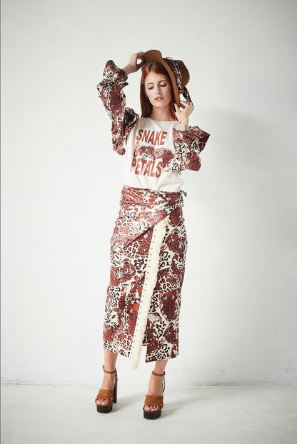 Camiseta Raíz Snake&Petals