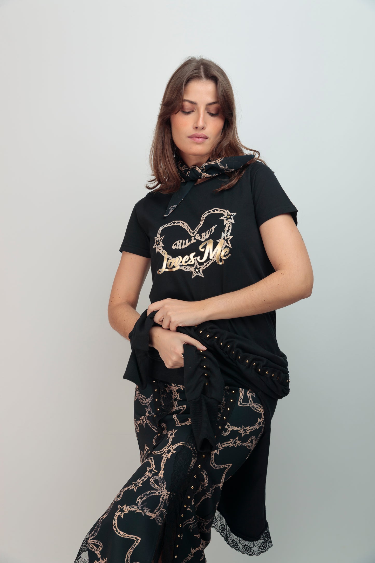 Camiseta Loves Me Beige