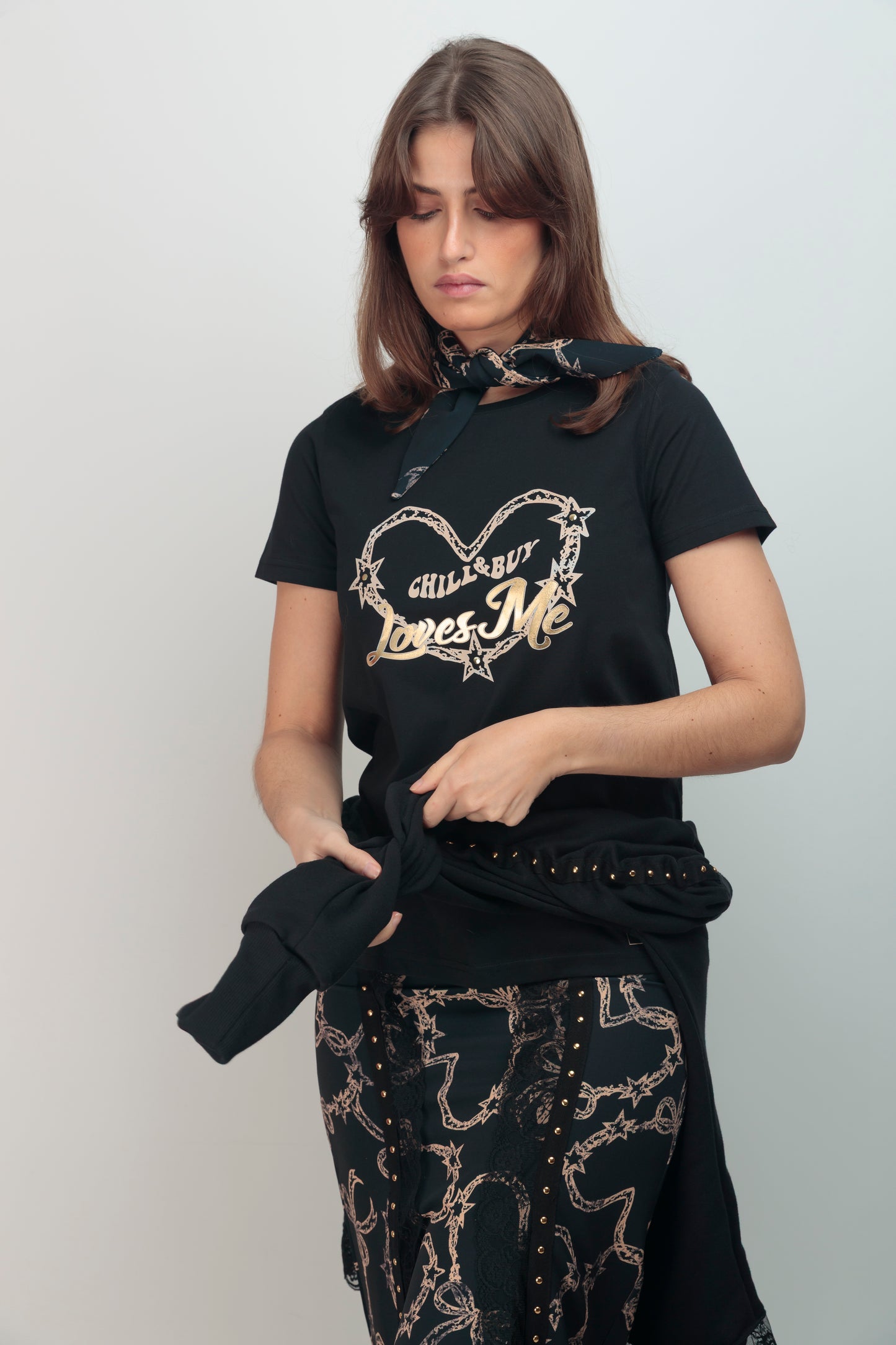 Camiseta Loves Me Beige