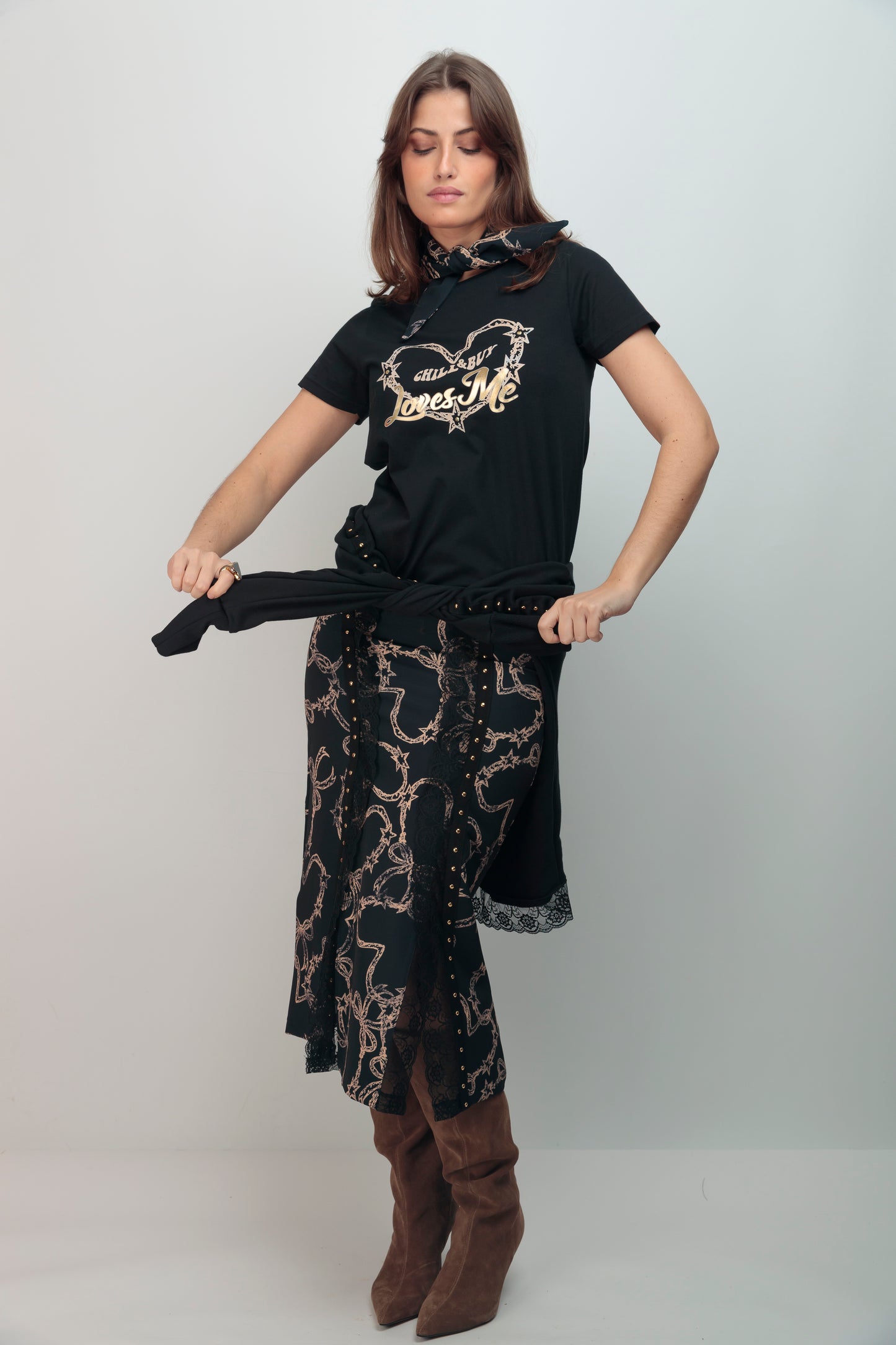 Camiseta Loves Me Beige