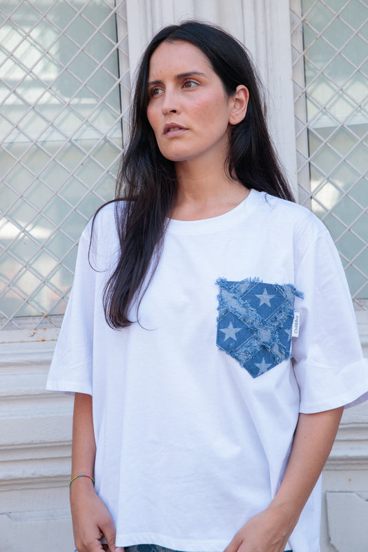 Camiseta Over Bolsillo