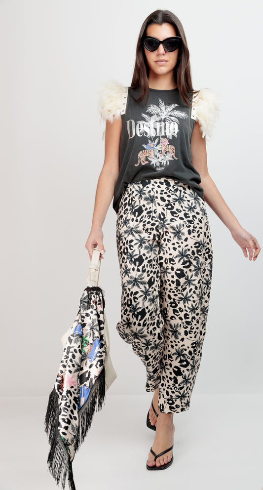 Camiseta Plumas Tachas Palm TIger