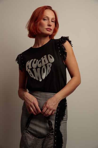 Camiseta Flecos Mucho Amor