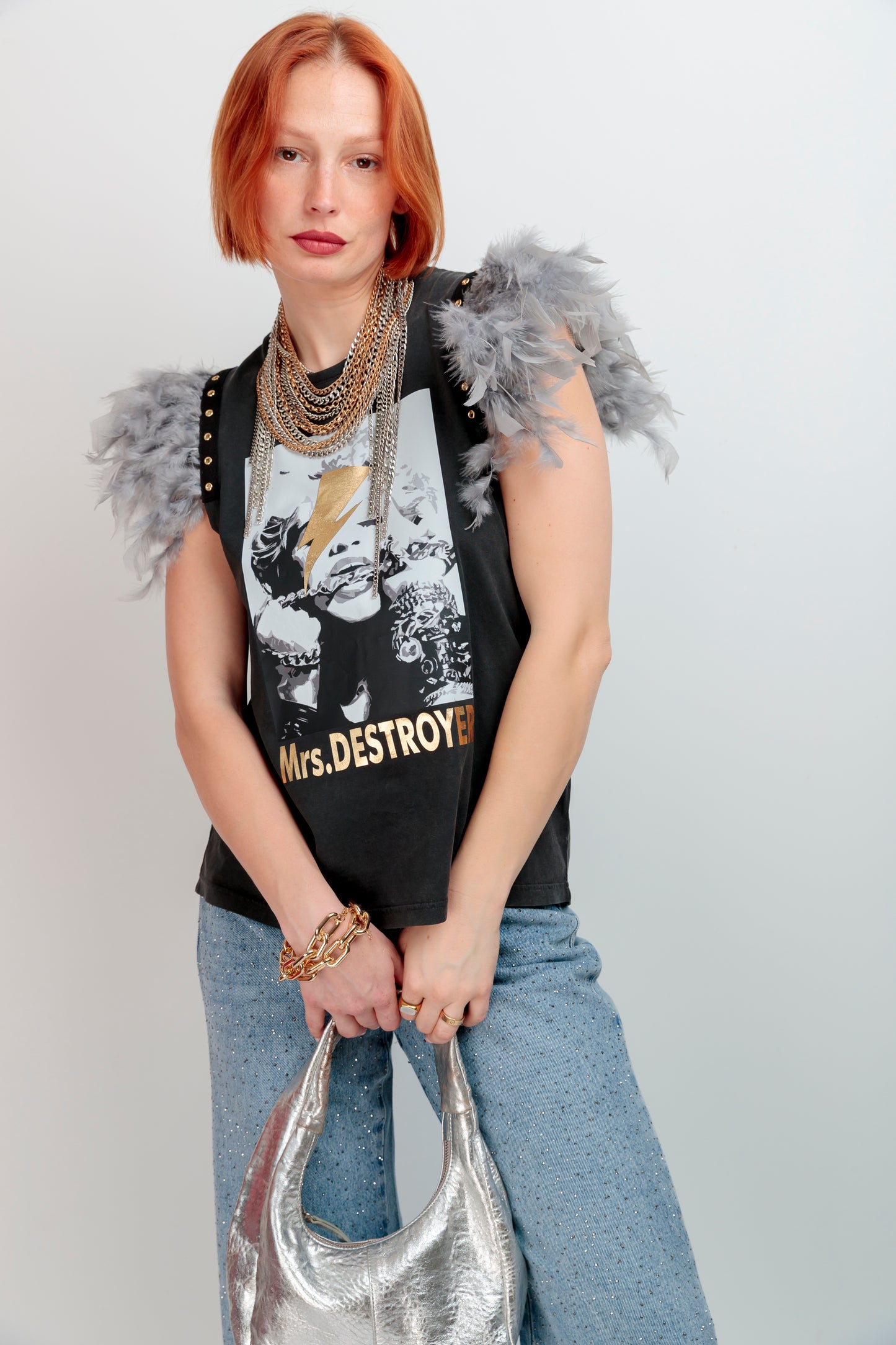Camiseta Plumas Tachas Destroyer