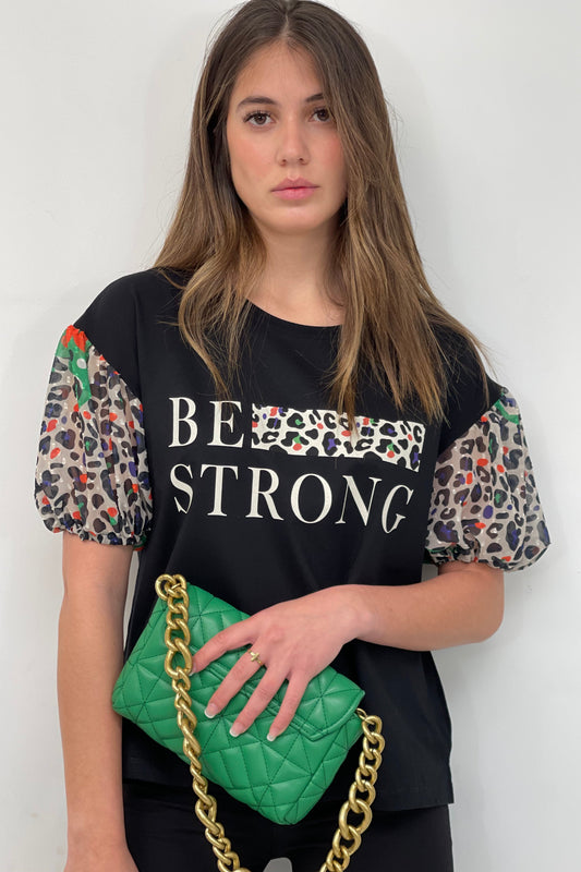 Camiseta Lola Be Strong