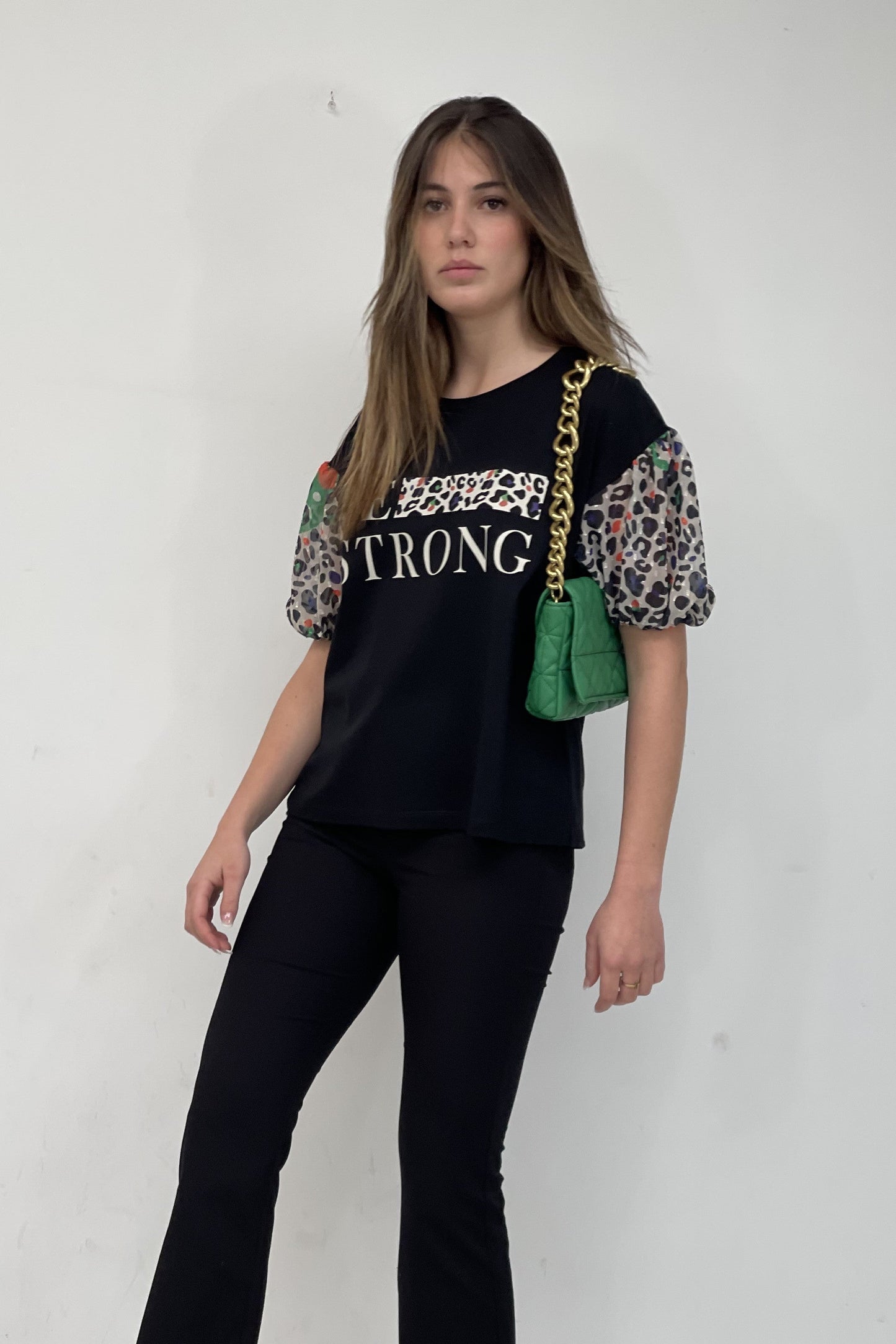 Camiseta Lola Be Strong