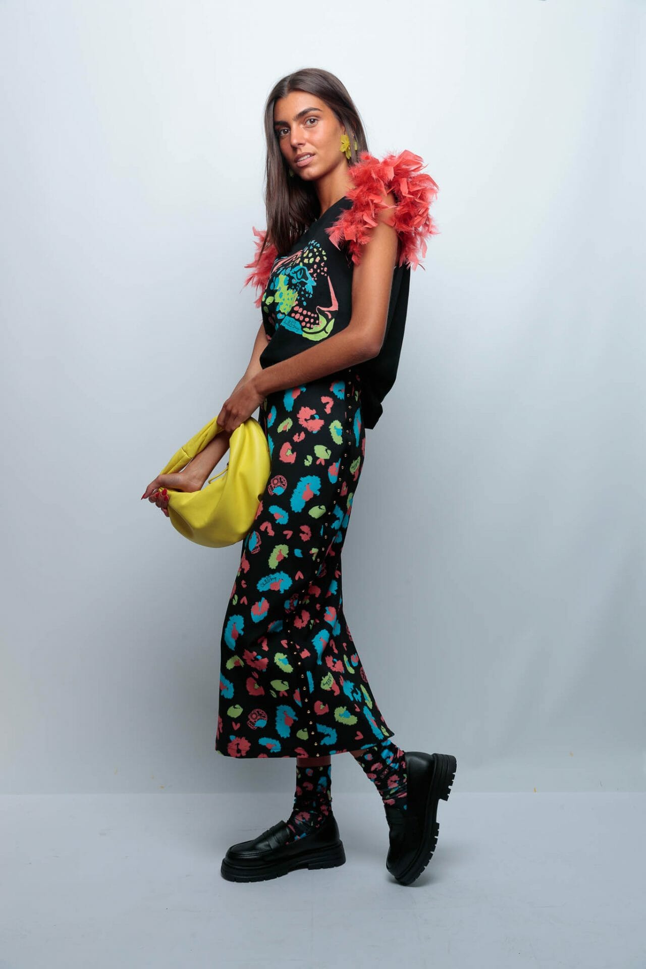 FALDA LARGA TACHUELAS PRINT SKULL