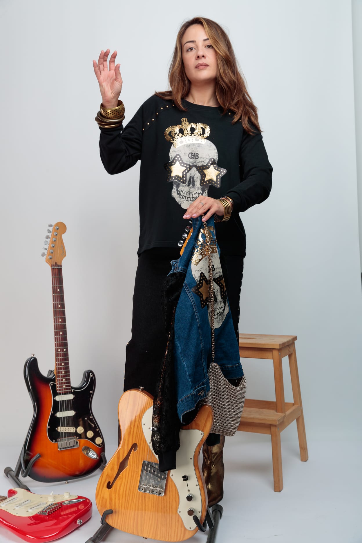 SUDADERA TACHAS DORADAS SKULL FESTIVAL