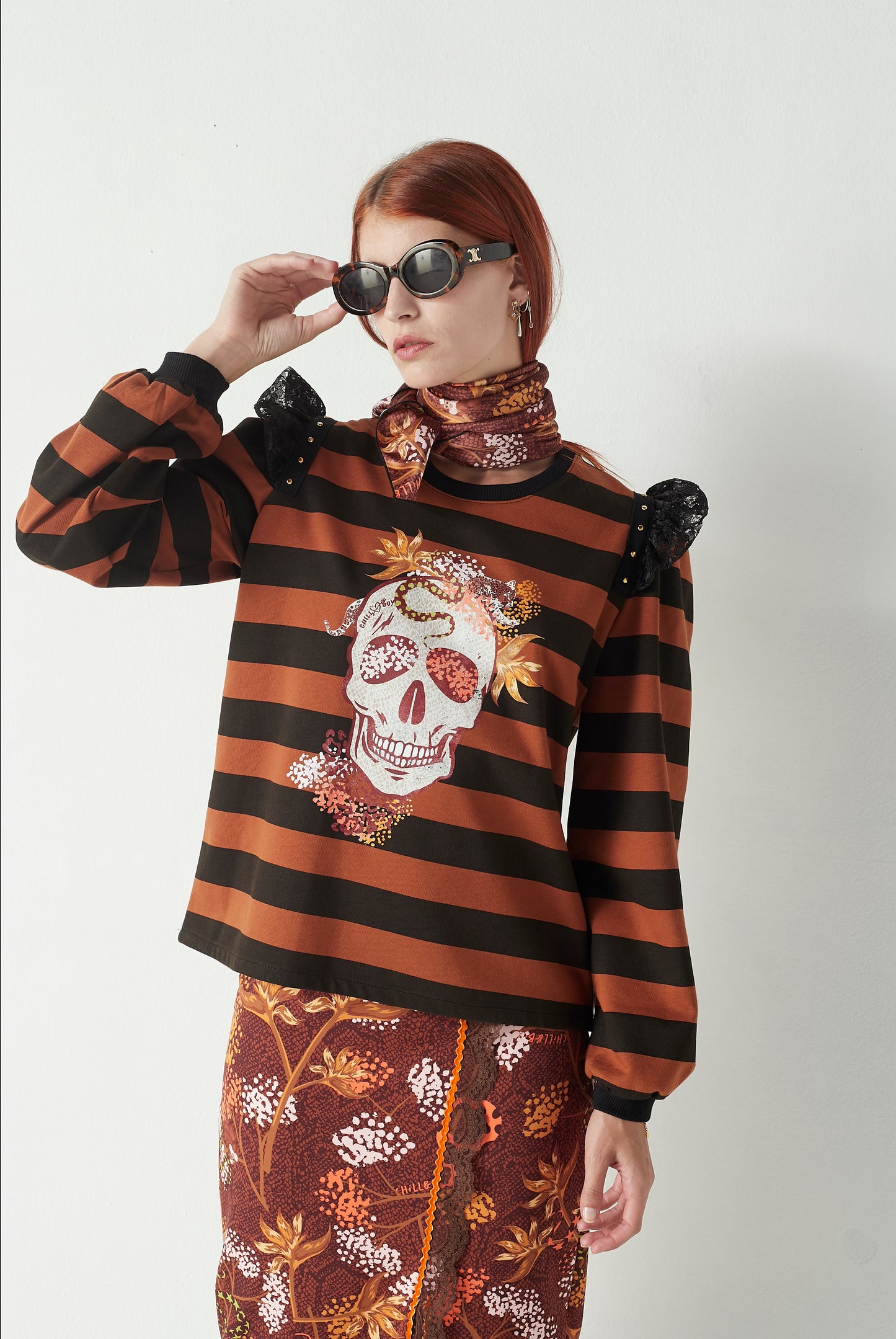Sudadera Rayas Skull Floral
