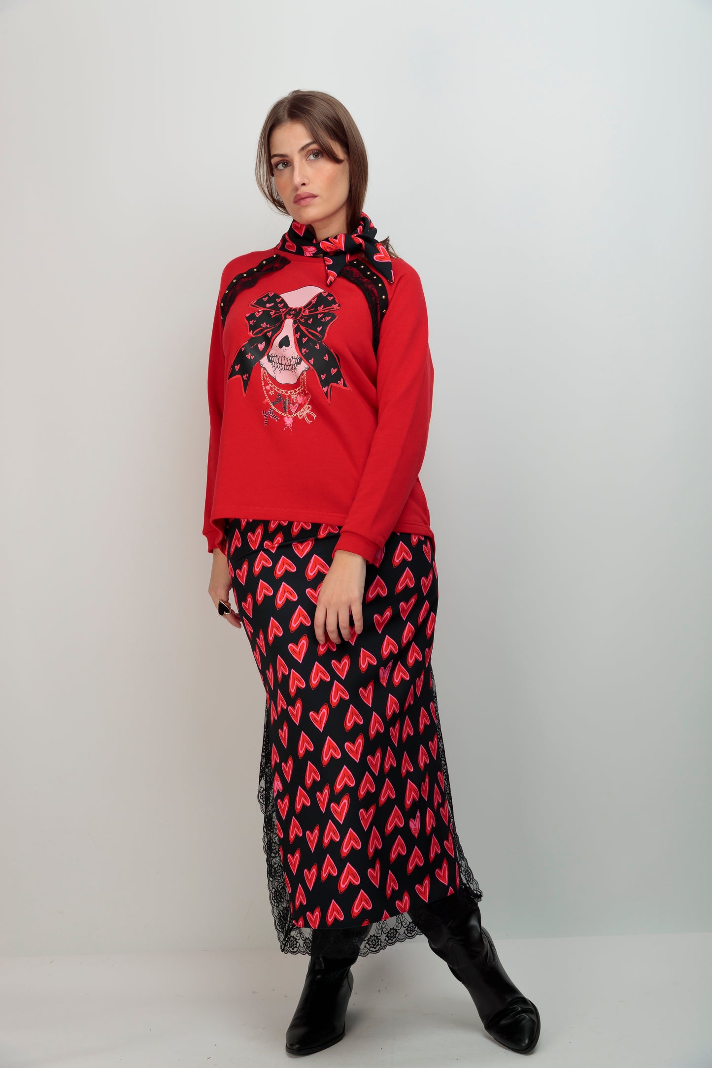 Sudadera Tachas Skull Collares