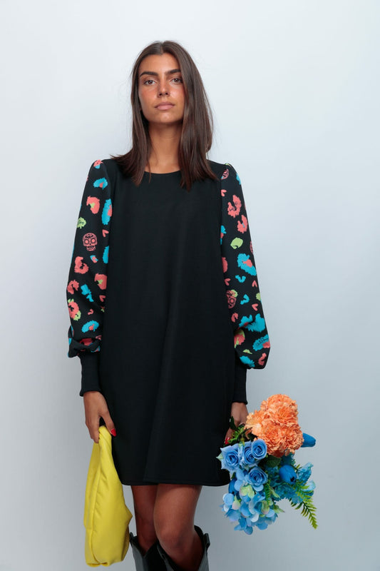 VESTIDO ABULLONADO ESTAMPADO PRINT SKULL