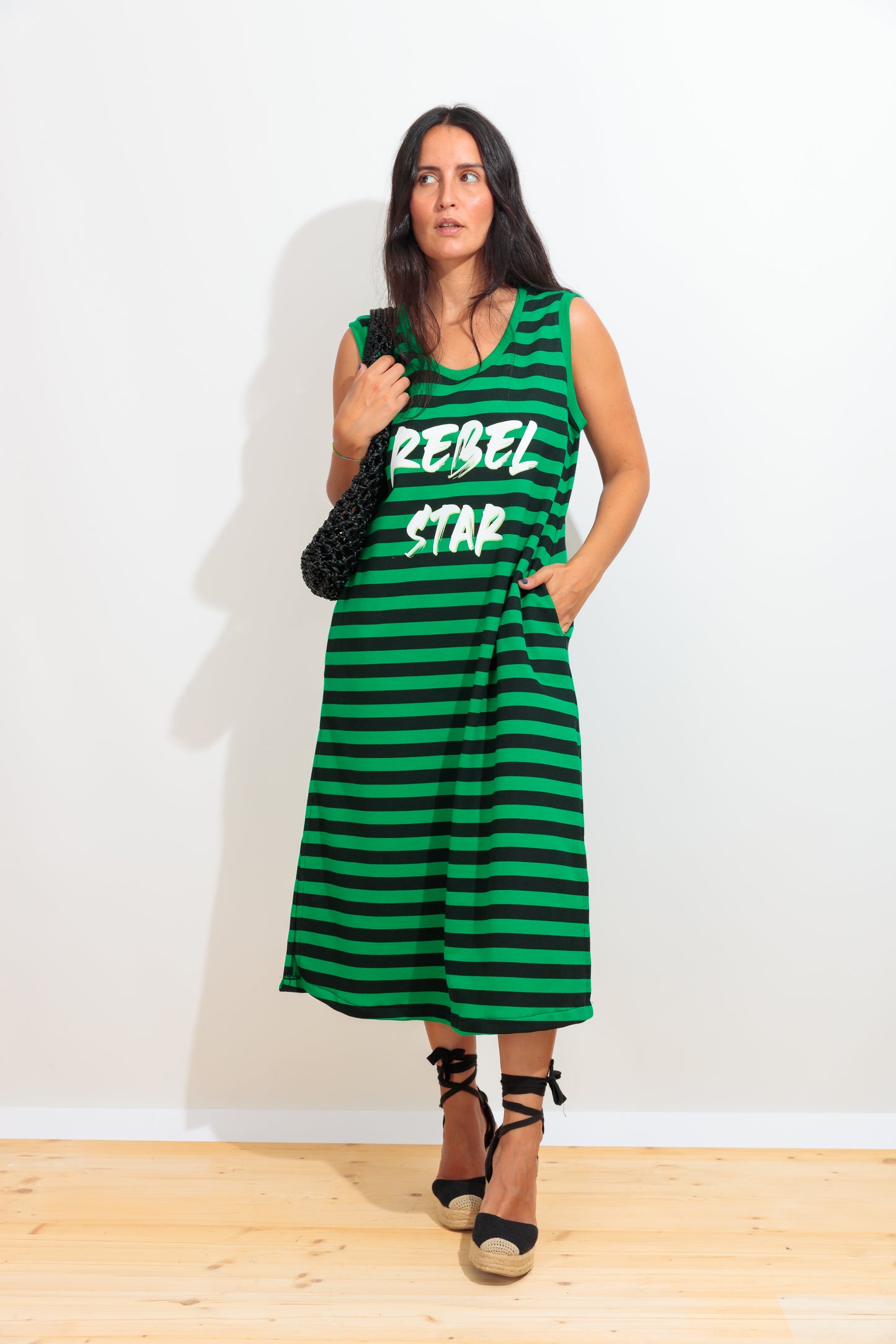 Vestido Asas Rebel Star