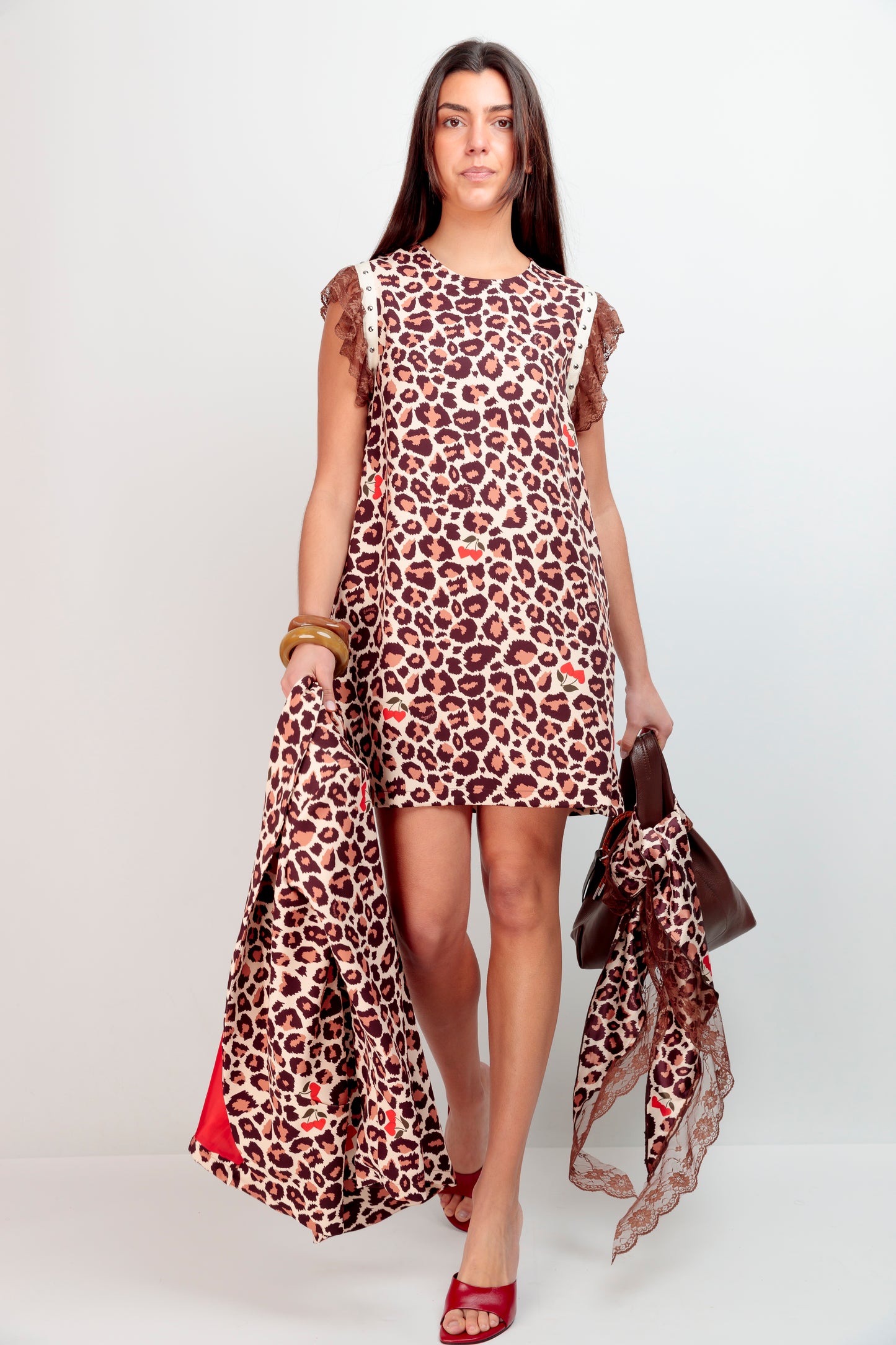 Robe Blonda Cherry Leo