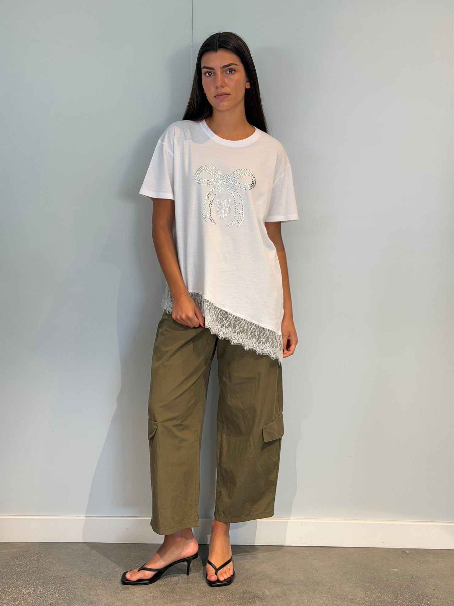 T-shirt Dentelle Nœud Clous