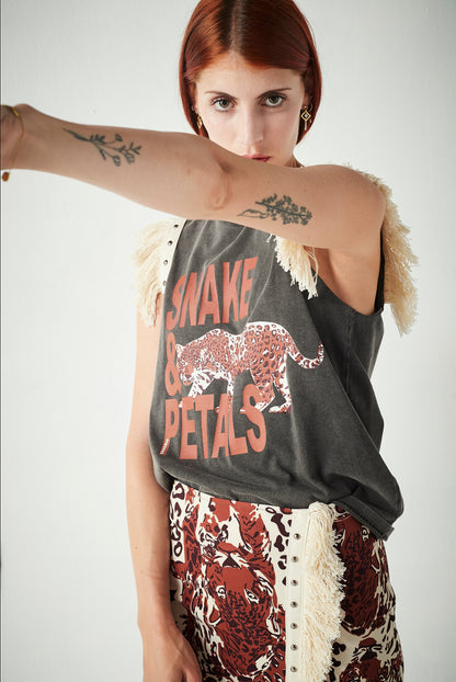Camiseta Flecos Snake&Petals