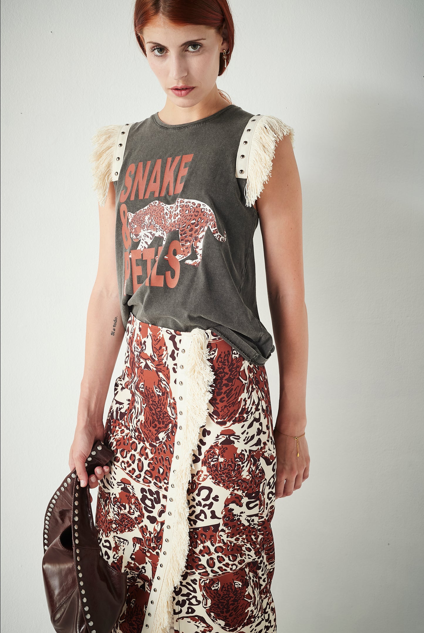 Camiseta Flecos Snake&Petals