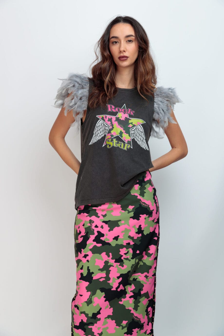 CAMISETA PLUMAS GRIS STAR REBEL