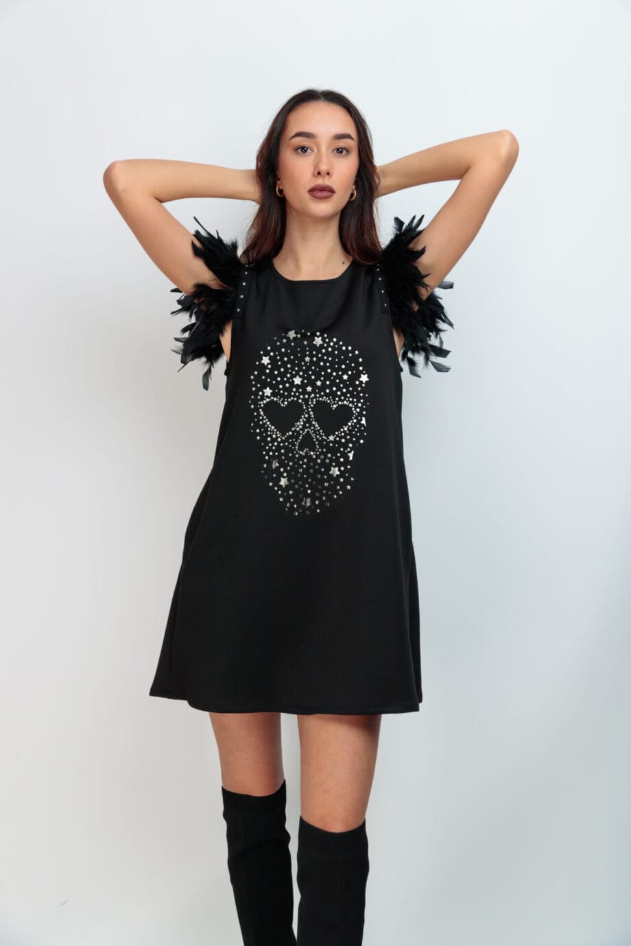 VESTIDO PLUMAS NEGRAS SKULL BRILLI