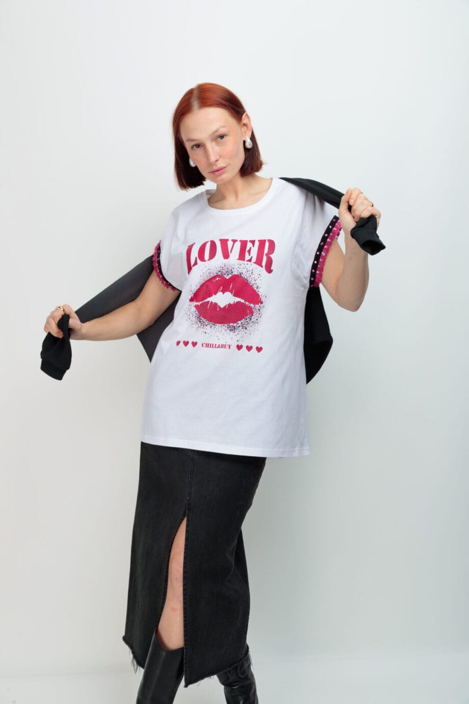 CAMISETA OVER TACHAS LOVER