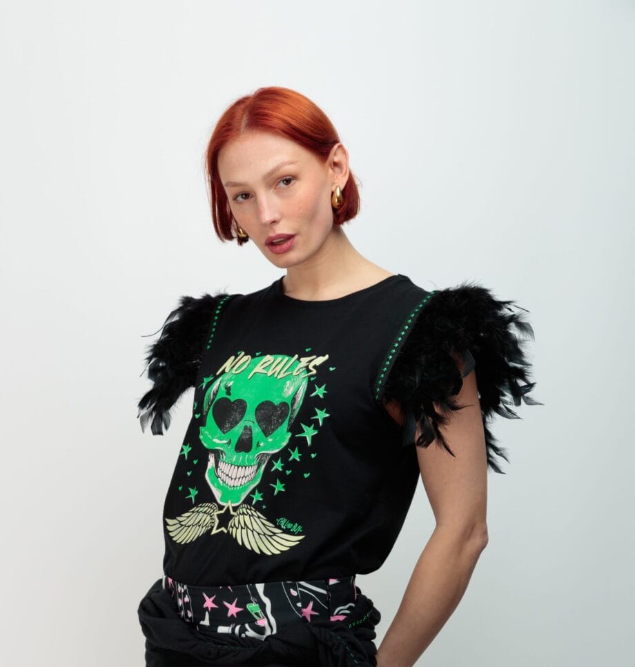 CAMISETA PLUMAS+TACHAS SKULL STAR VERDE ()