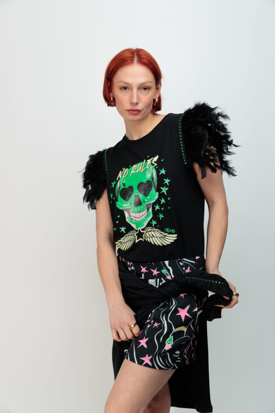 CAMISETA PLUMAS+TACHAS SKULL STAR VERDE ()